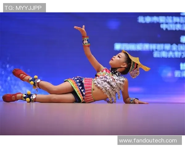 深圳宝体足球明星闪耀赛场展现青春风采与拼搏精神 深圳宝体足球明星闪耀赛场展现青春风采与拼搏精神