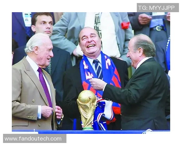 足球明星与总统的角色定位与社会影响力的深度比较分析