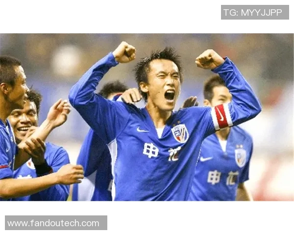 足球明星杜威的职业生涯与成就全景解析 足球明星杜威的职业生涯与成就全景解析