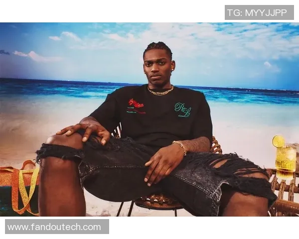 足球明星街头时尚穿搭大揭秘尽显个性与风格的潮流魅力